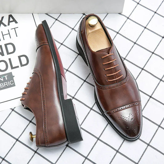 Men's Black Walking Shoes in Brown