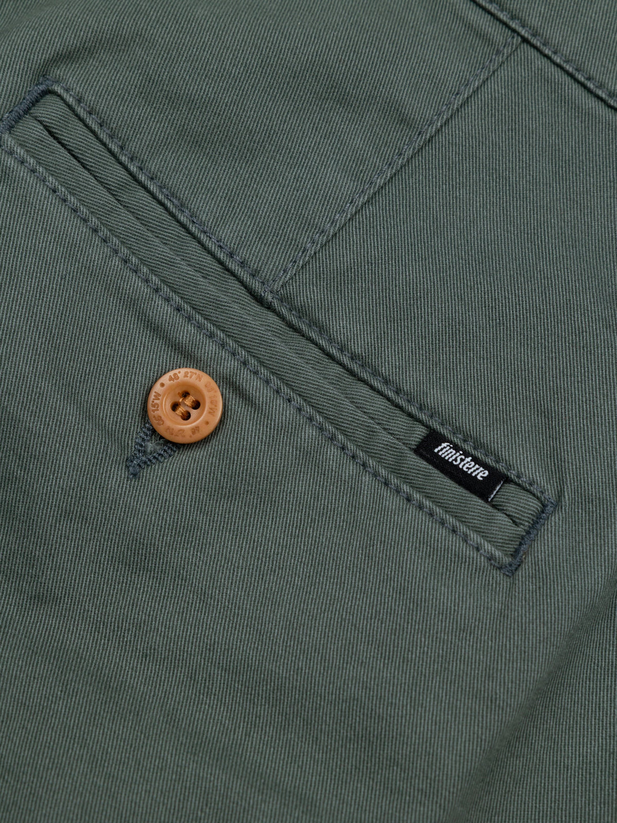Men's Knee Length Patch Pocket Button Front Shorts