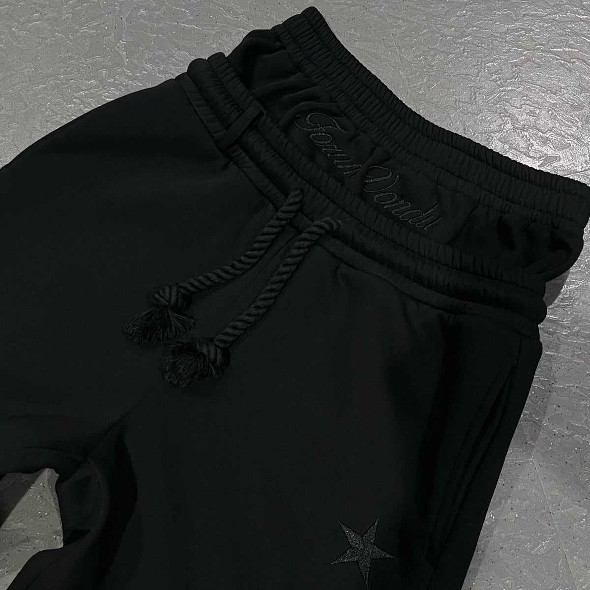 Men's Comfort T Shirt With Pockets in Black