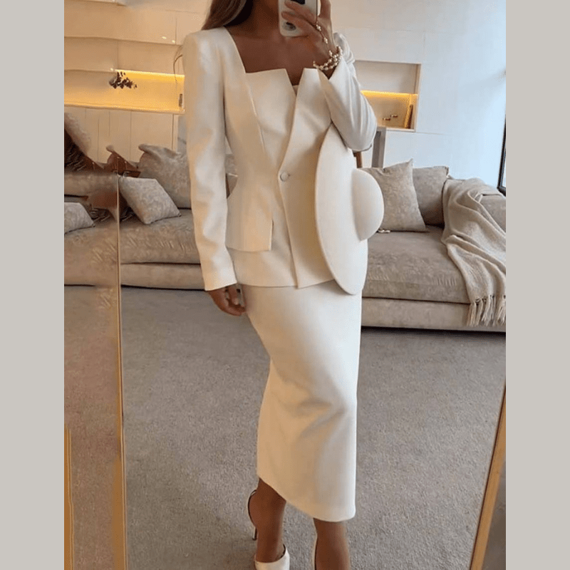 Women's Peplum Flap Pocket Tailored Blazer view 2