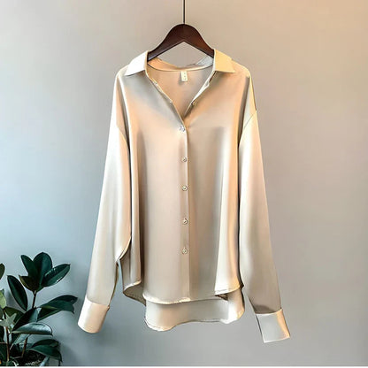 Women's Collared Relaxed Fit Blouse