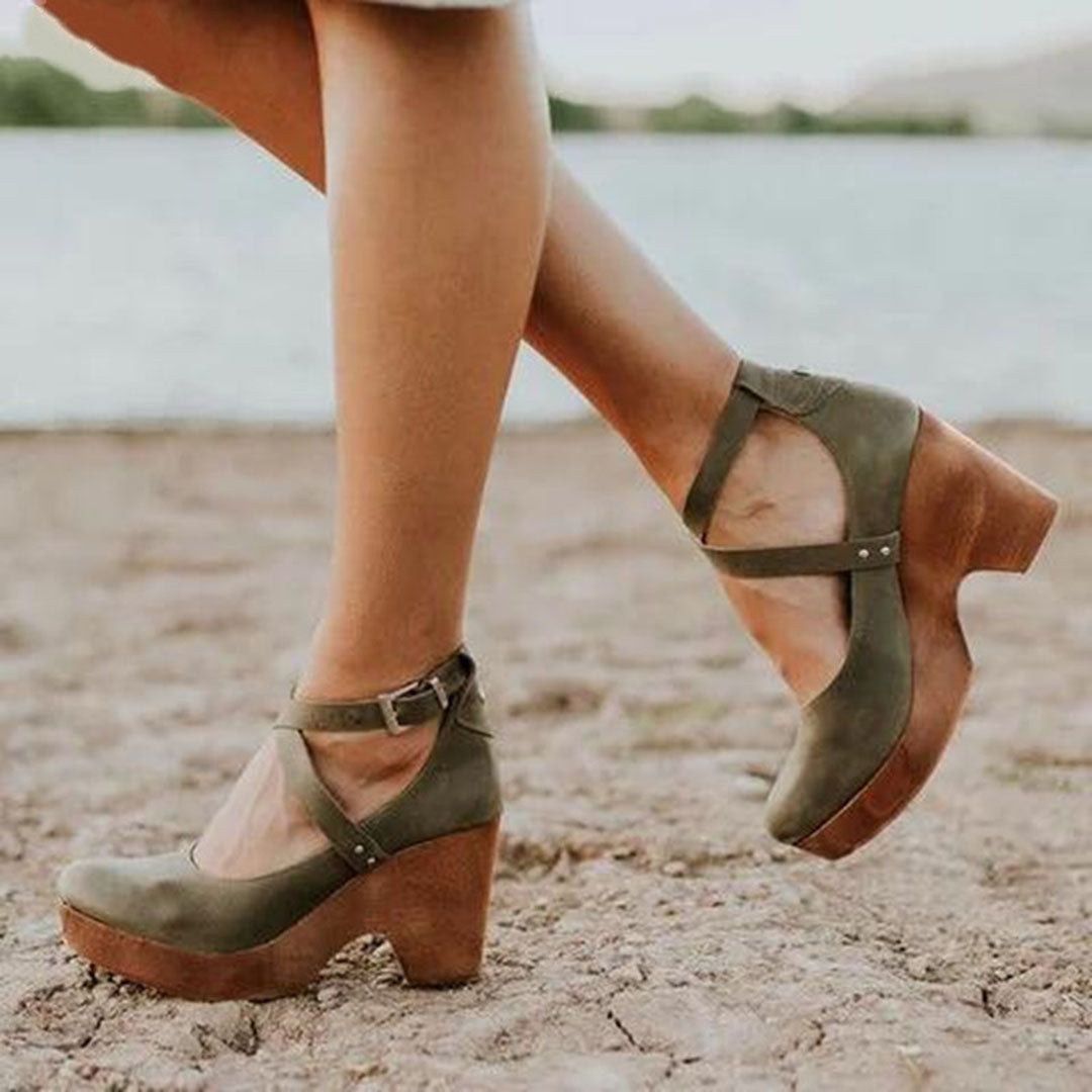 Men's Sandals in Green