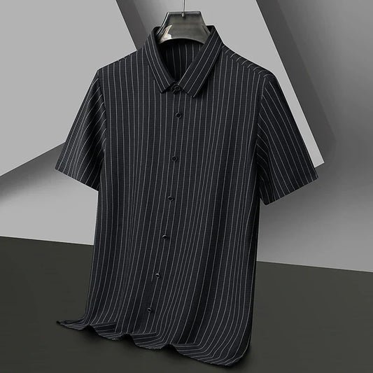Men's Red Short Sleeve Shirt in Black