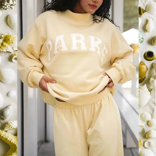 Women's Oversized Sweatshirt view 2