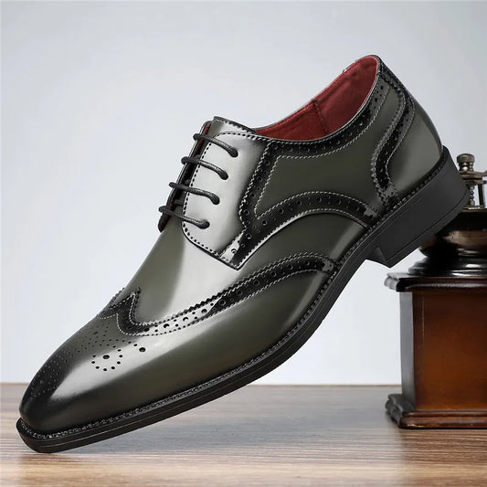 Men's White Oxford Shoes in Green