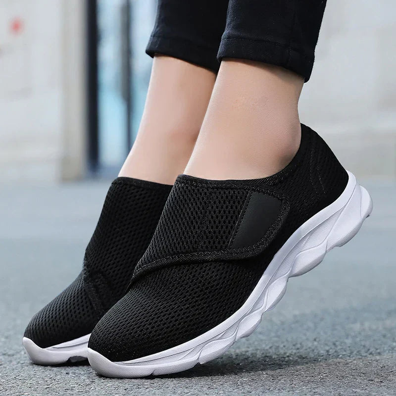 Women's Beige Walking Shoes in Black White