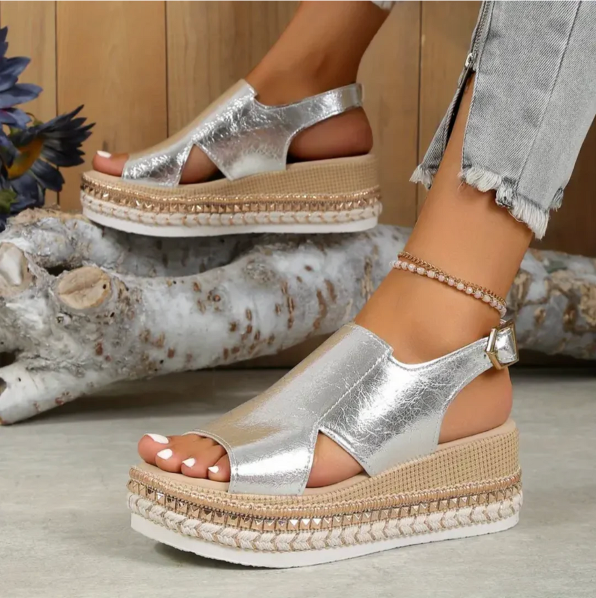 Women's Cushioned Sandals