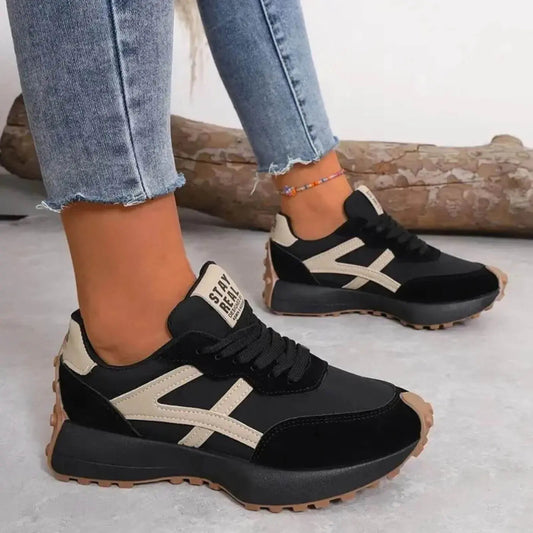 Women's Cushioned Trainers in Black / Beige