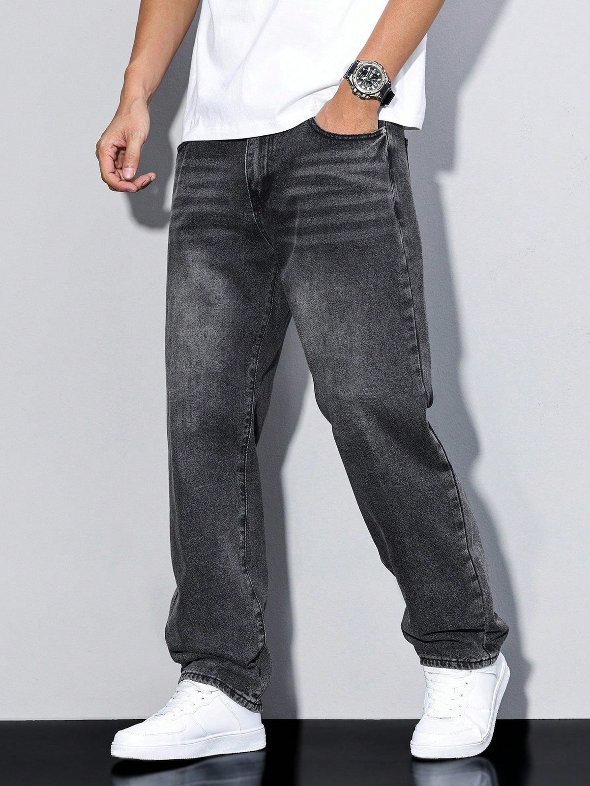 Men's Jeans in Charcoal Black