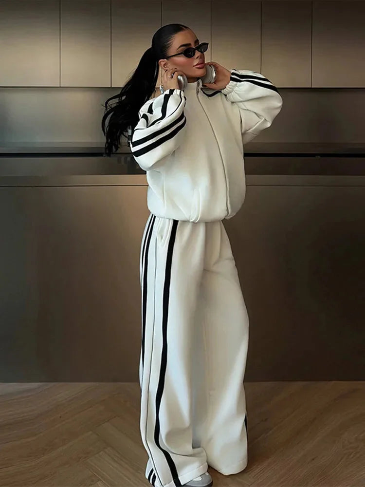 Women's Zip Up Wide Leg Winter Coat