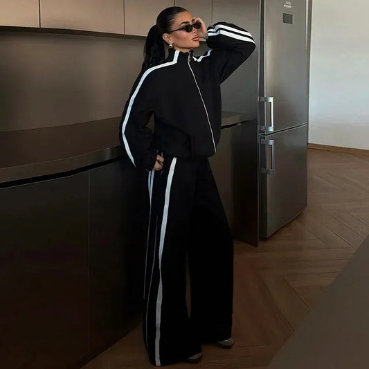 Women's Zip Up Wide Leg Winter Coat in Black