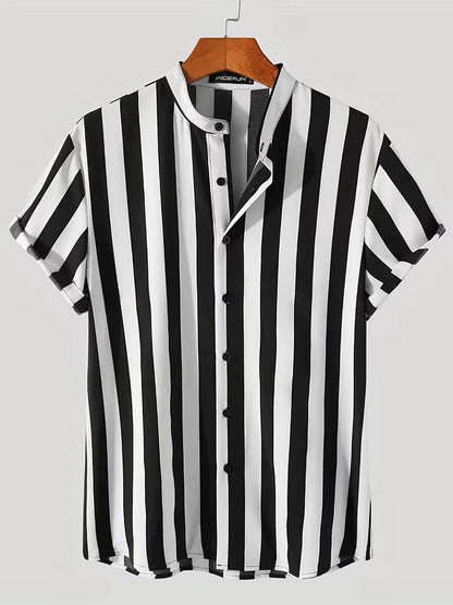 Men's Black Striped Short Sleeve Button Front Shirt