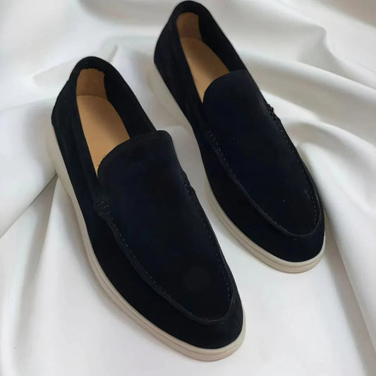 Men's Contrast Sole Slip On Casual Loafers in Black