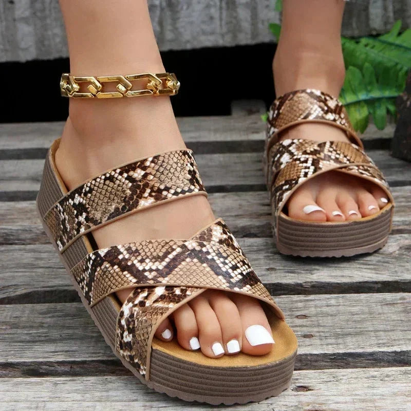 Women's Comfort Sandals in Snake print