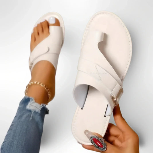 Women's Toe Post Slip On Flat Sandals in White